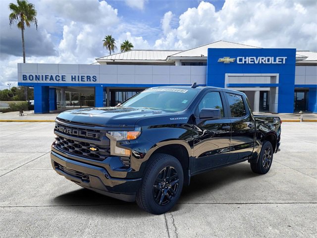 2026 Chevrolet Silverado 1500 Custom photo 3