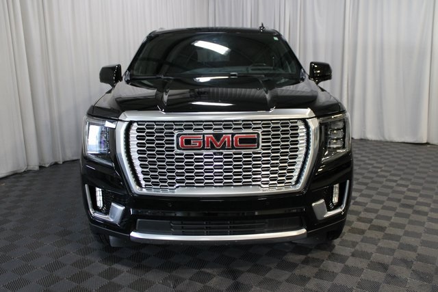 2022 Gmc Yukon XL Denali photo 2