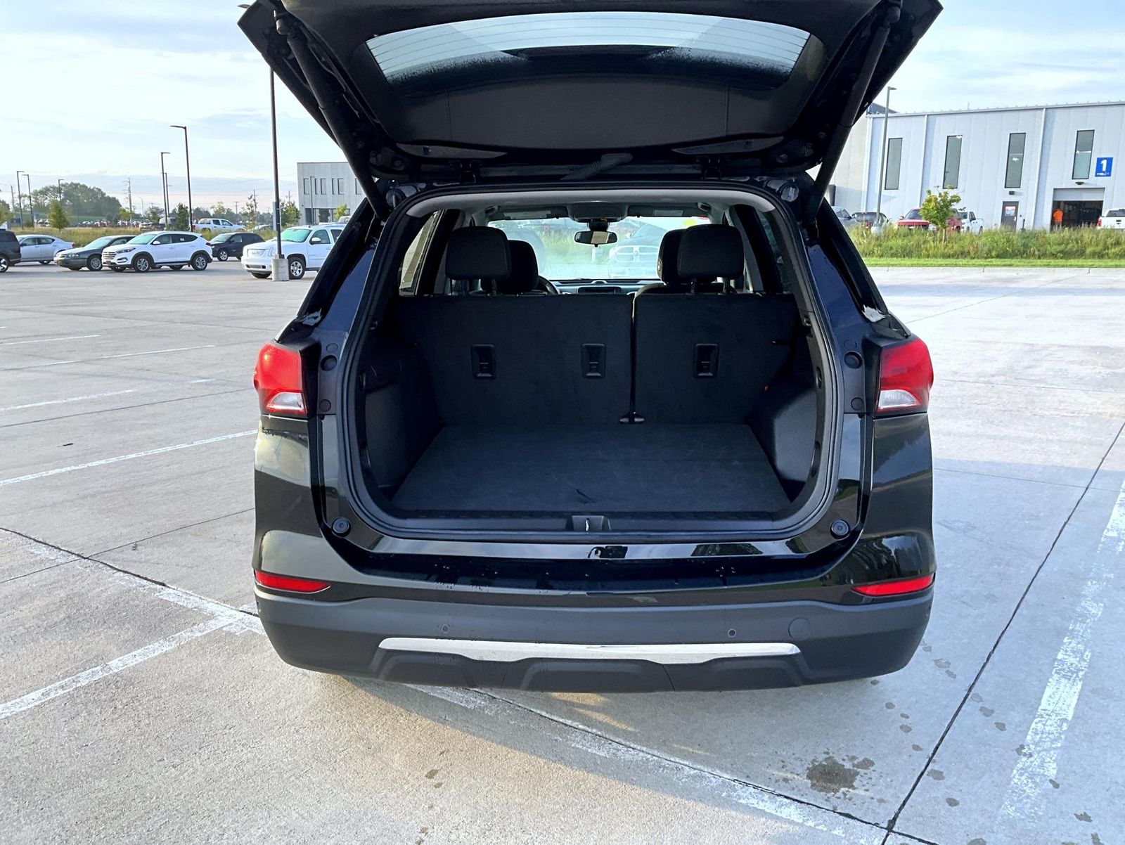2024 Chevrolet Equinox LT photo 9