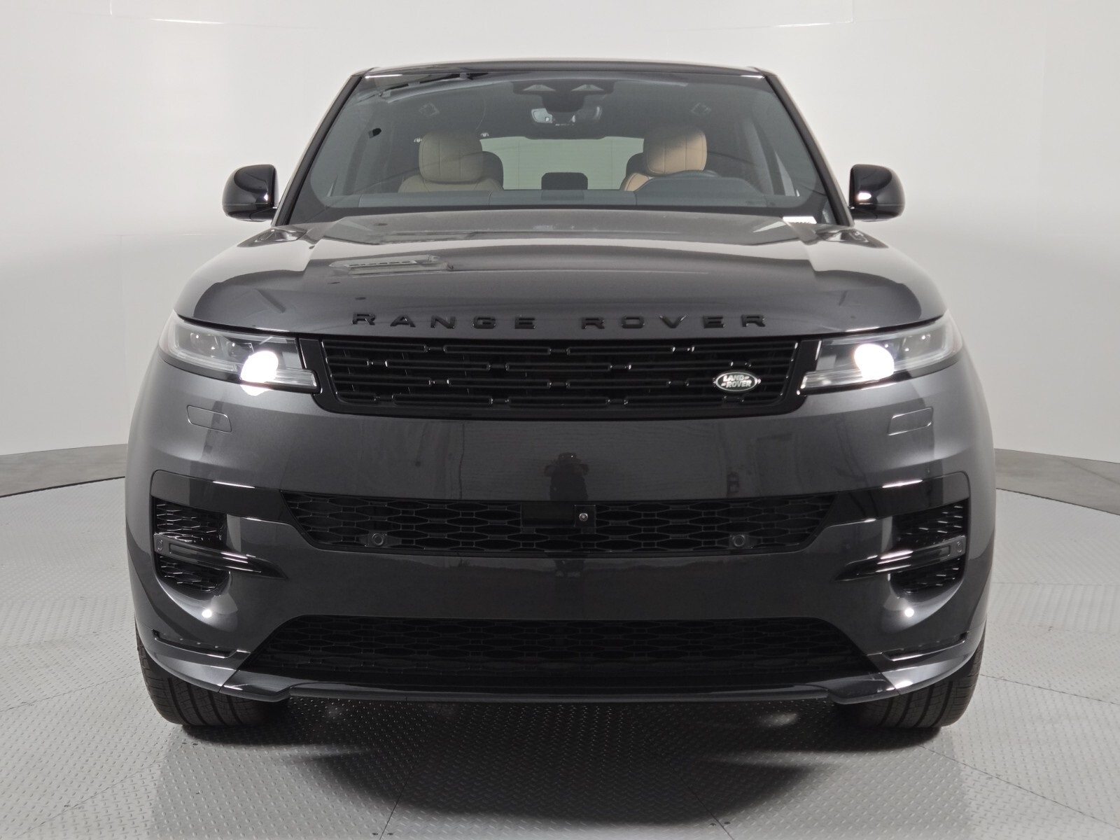 2025 Land Rover Range Rover Sport SE photo 7