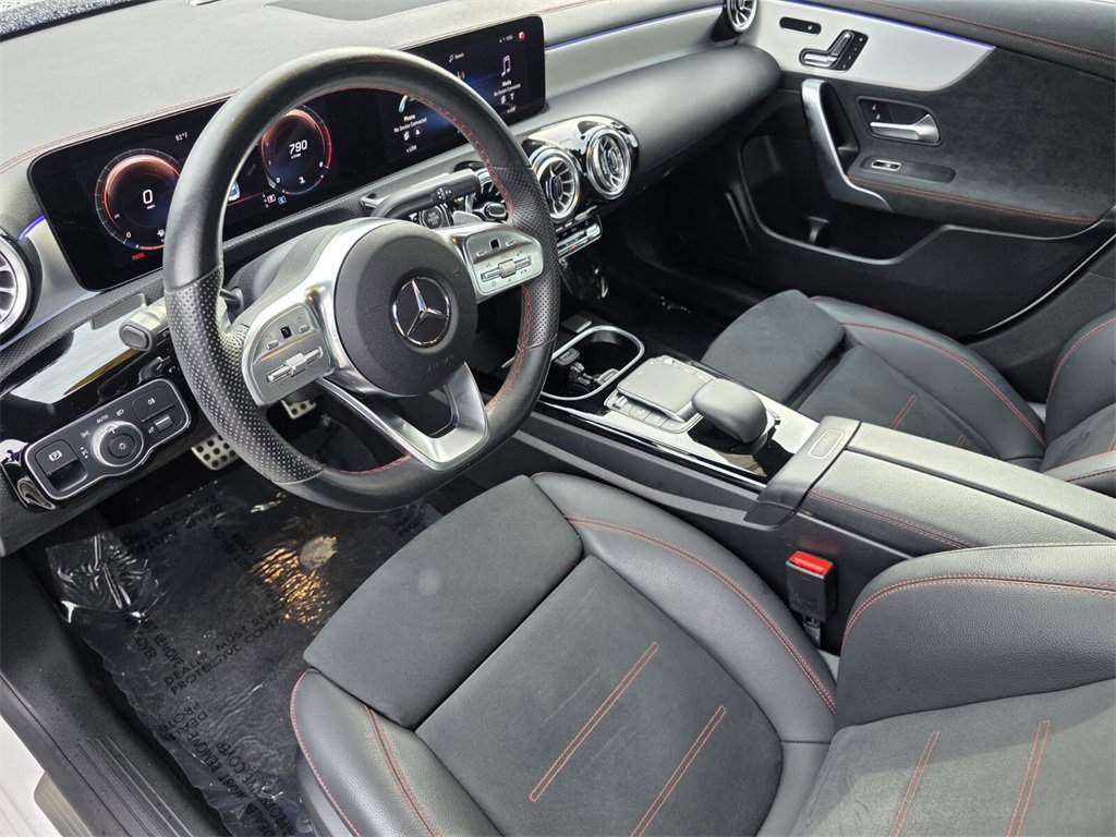 2023 Mercedes Benz CLA 250 photo 8