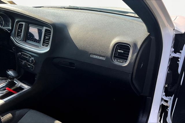 2022 Dodge Charger SXT photo 17