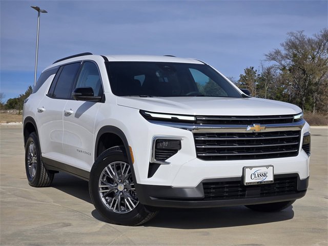 2026 Chevrolet Traverse LT's photo