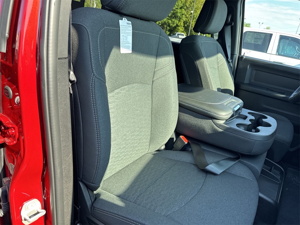 2025 Ram 2500 Tradesman photo 26