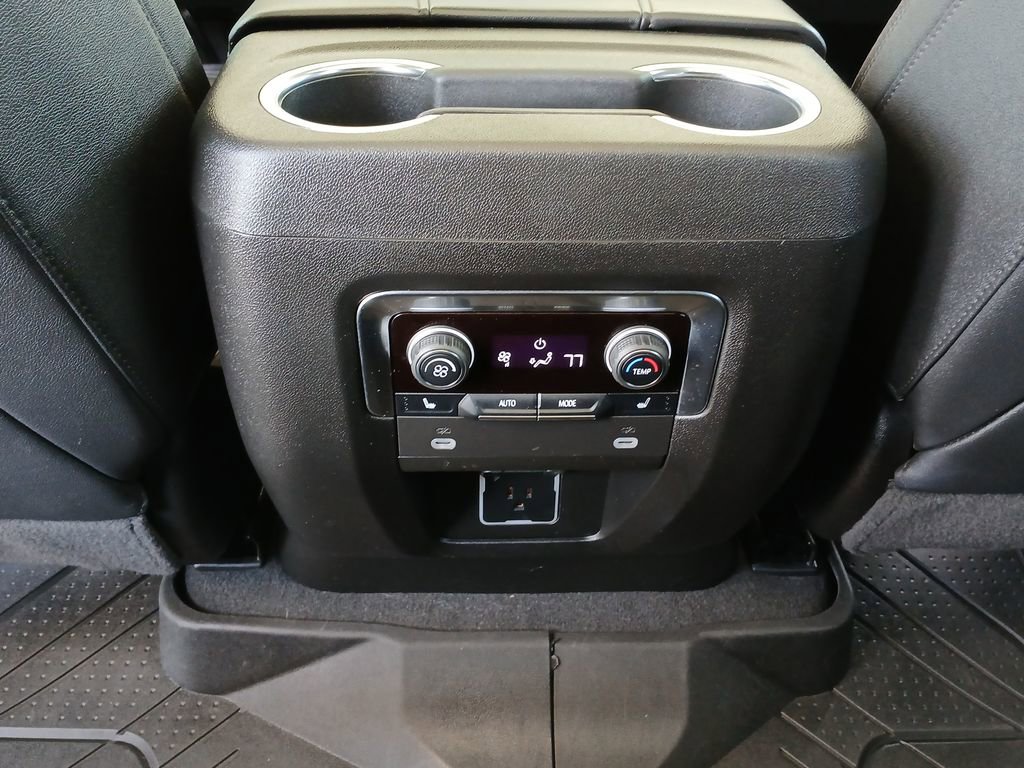 2024 Chevrolet Tahoe High Country photo 22