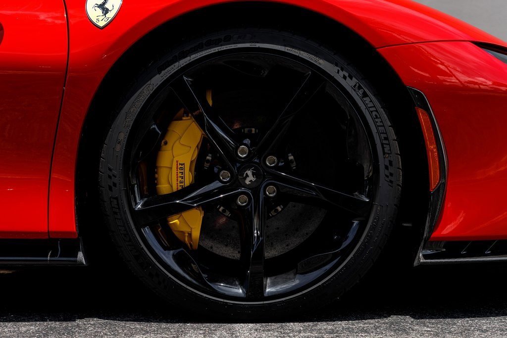 2023 Ferrari SF90 Spider photo 28