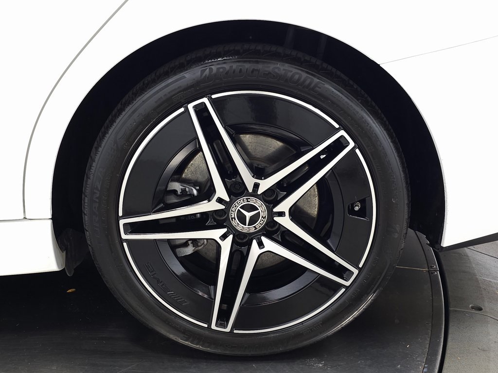 2023 MERCEDES-BENZ C-CLASS - Image 12