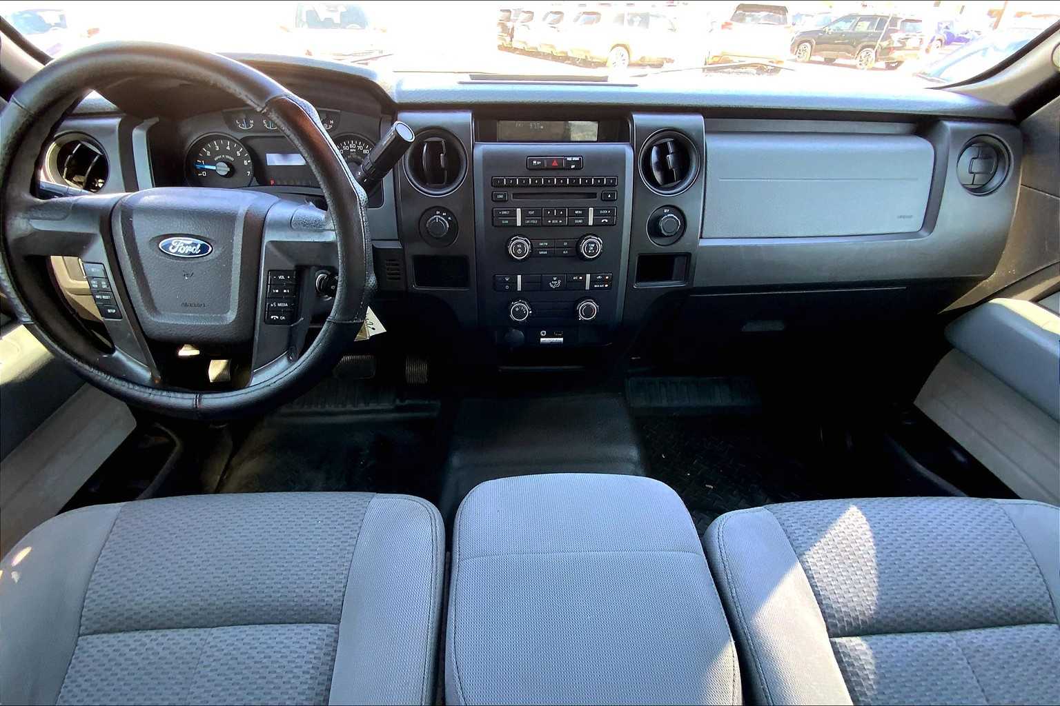 2014 Ford F-150 XL photo 13
