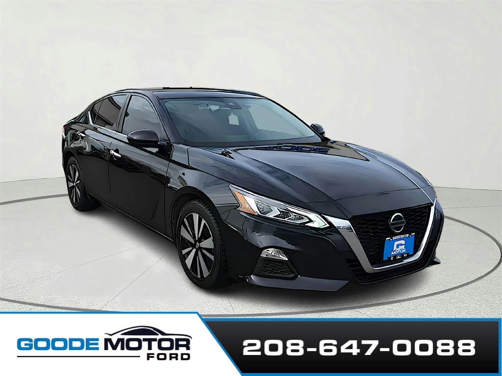 2022 Nissan Altima SV