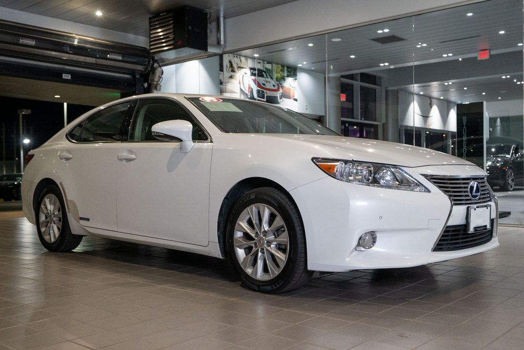 2013 Lexus ES 300h