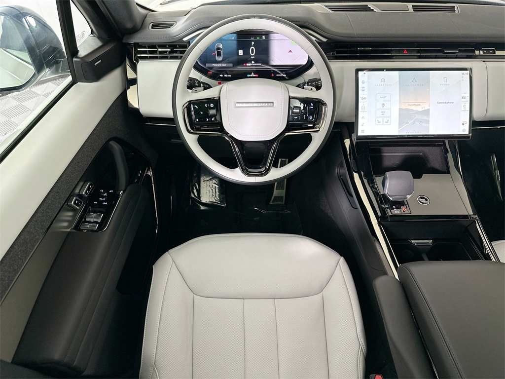 2025 Land Rover Range Rover Sport SE photo 19