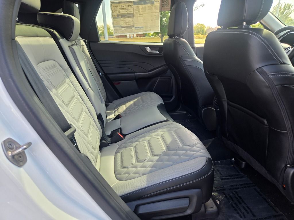 2024 Ford Escape Plug-In Hybrid Base photo 3