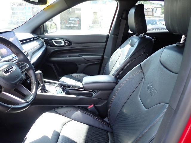 2022 Jeep Compass High Altitude photo 12
