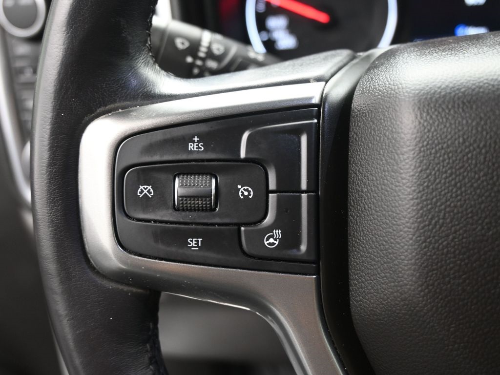 2021 Chevrolet Silverado 1500 LT Trail Boss photo 2