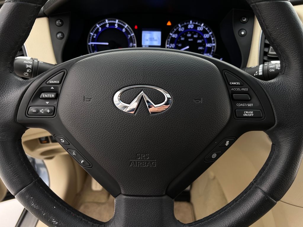 2017 Infiniti QX50 Base photo 19