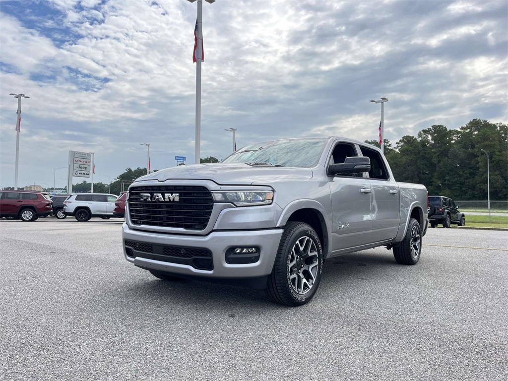 2026 Ram 1500 Laramie photo 3