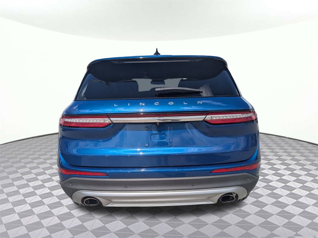 2021 Lincoln Corsair Standard photo 4