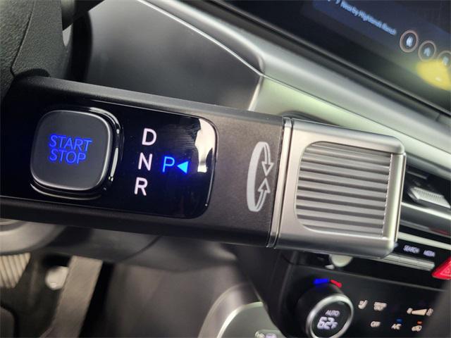 2026 Hyundai Ioniq SEL photo 18