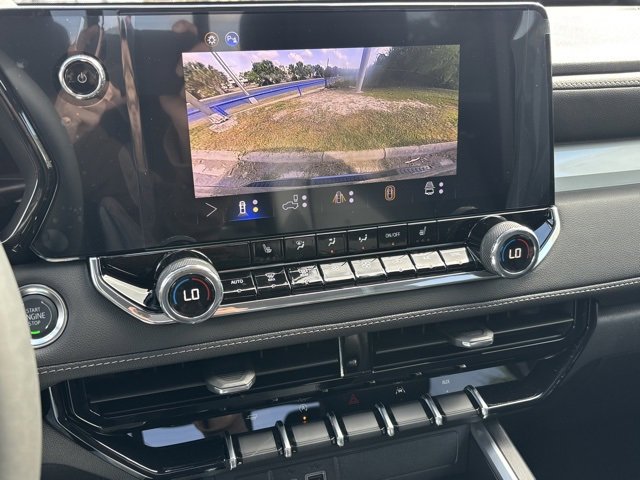 2026 Chevrolet Colorado LT photo 9