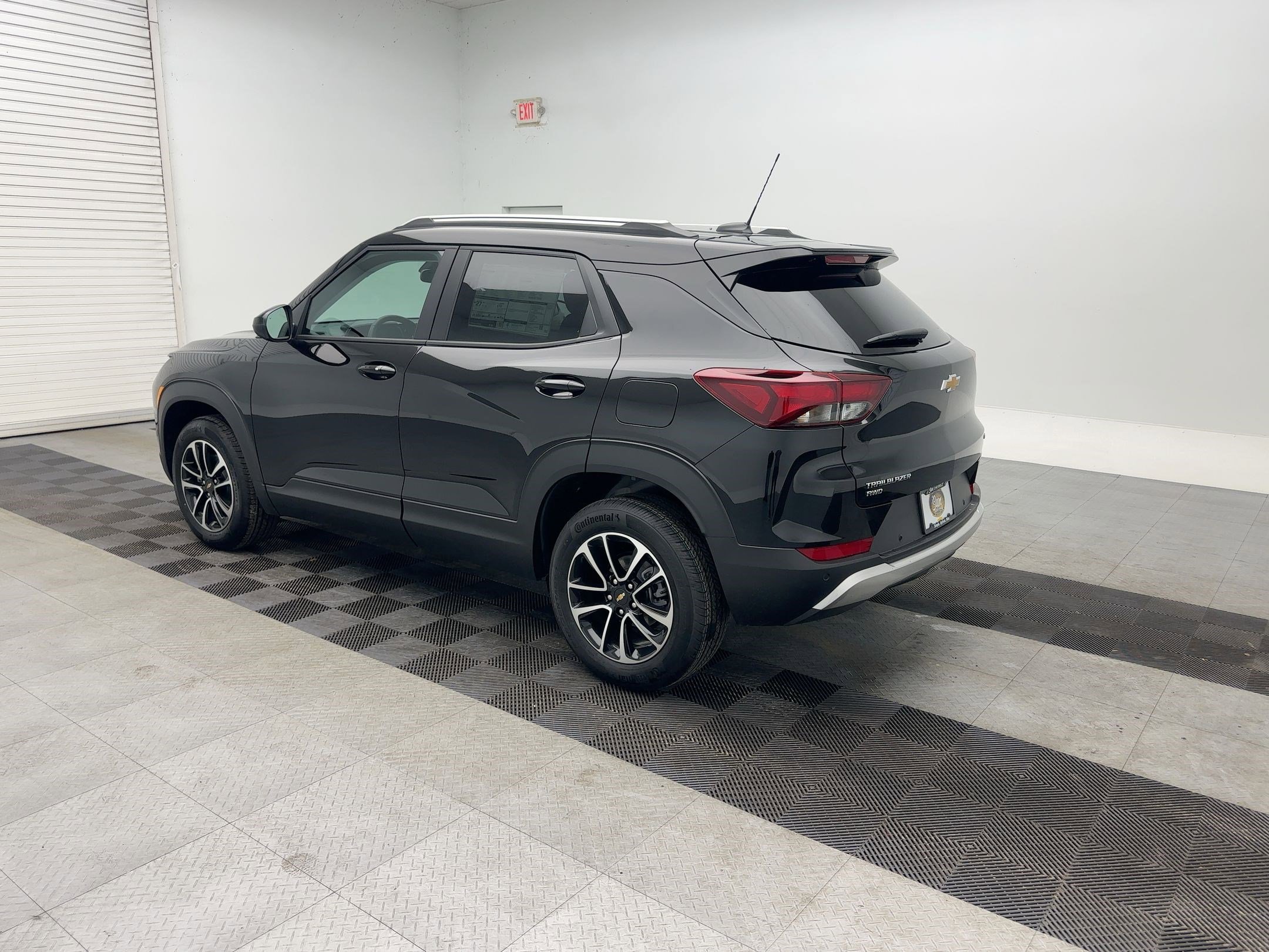 2026 Chevrolet Trailblazer LT photo 3