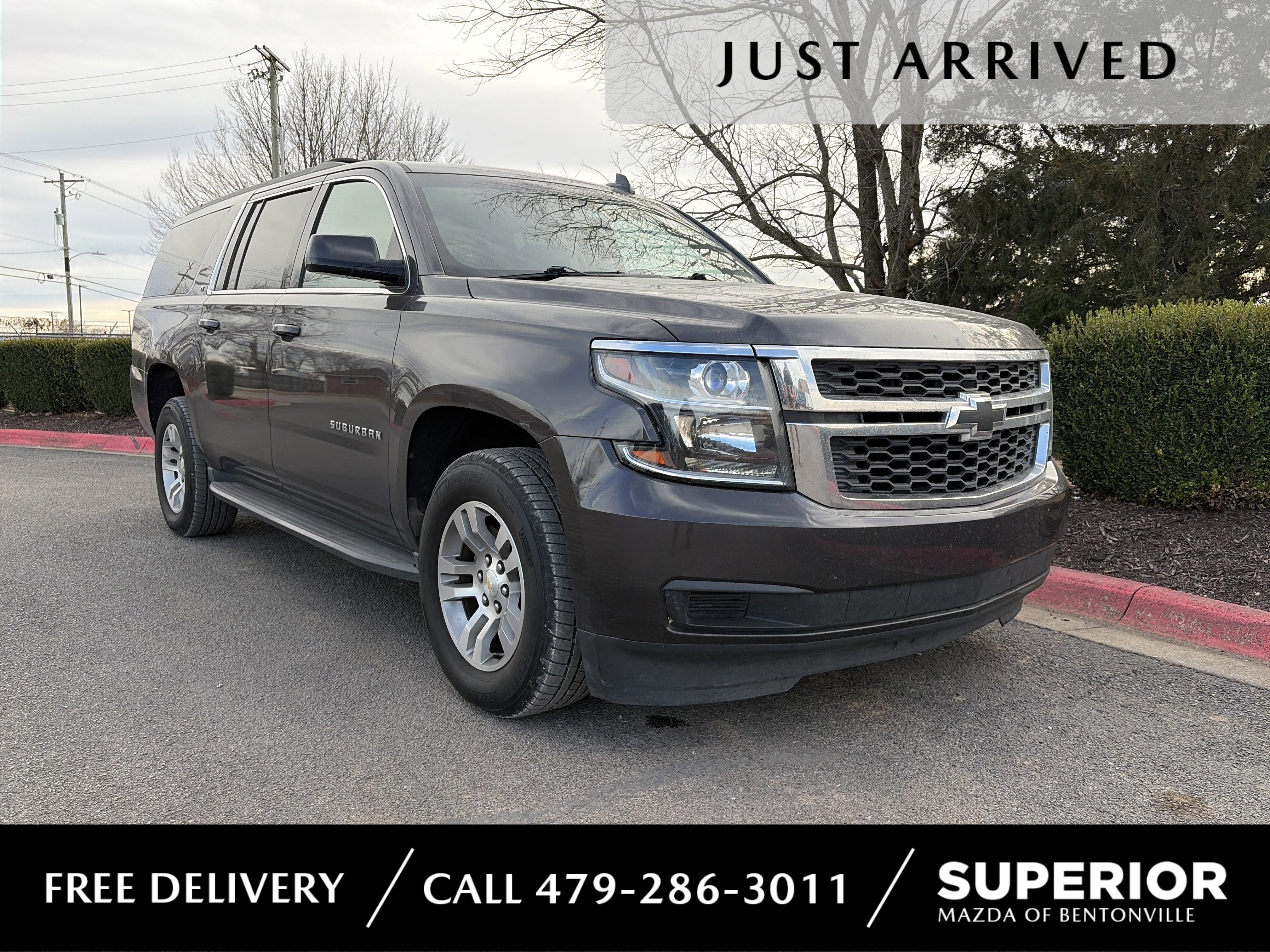 2016 Chevrolet Suburban LT's photo