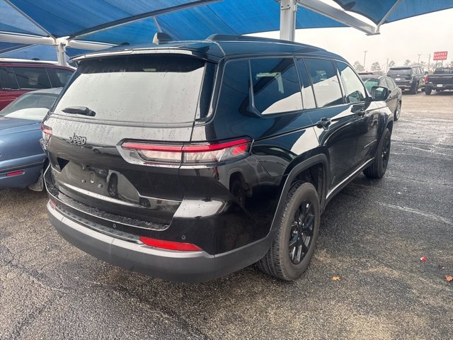 2024 Jeep Grand Cherokee Altitude photo 3