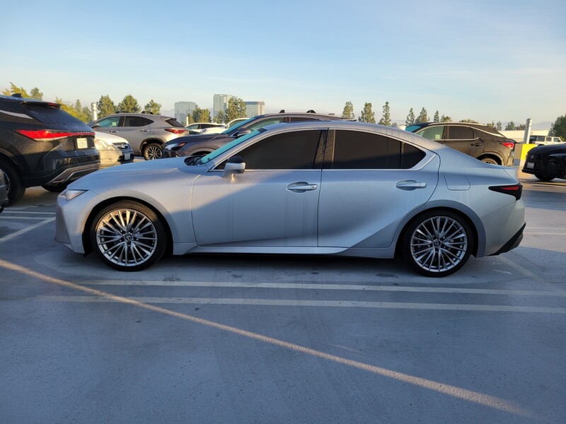2023 Lexus IS 300 photo 2