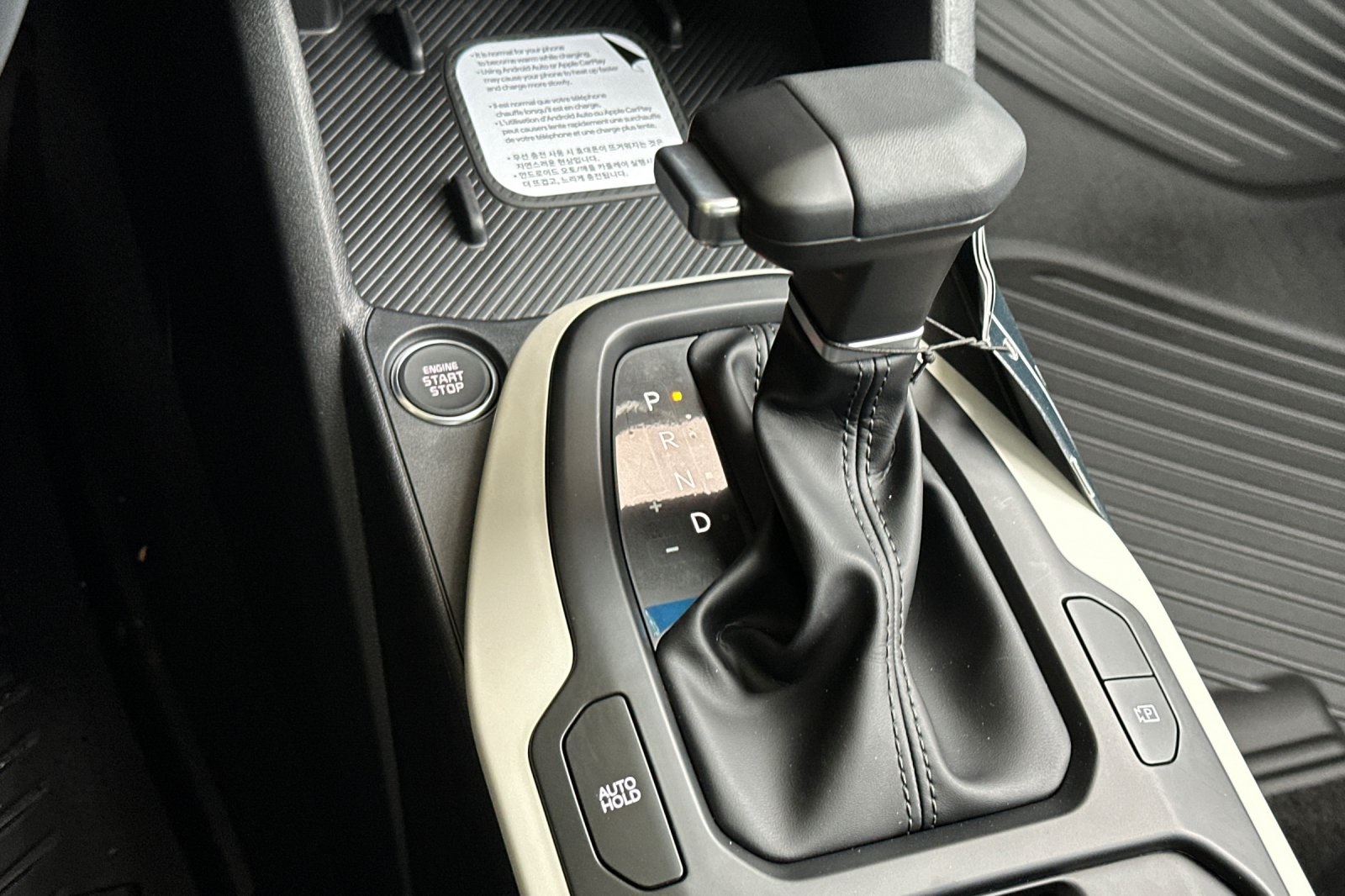 2025 Kia K4 GT-Line photo 17