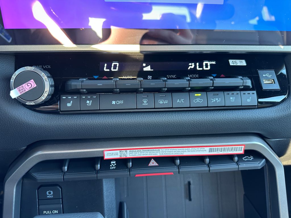 2026 Toyota Tundra Limited CrewMax photo 16