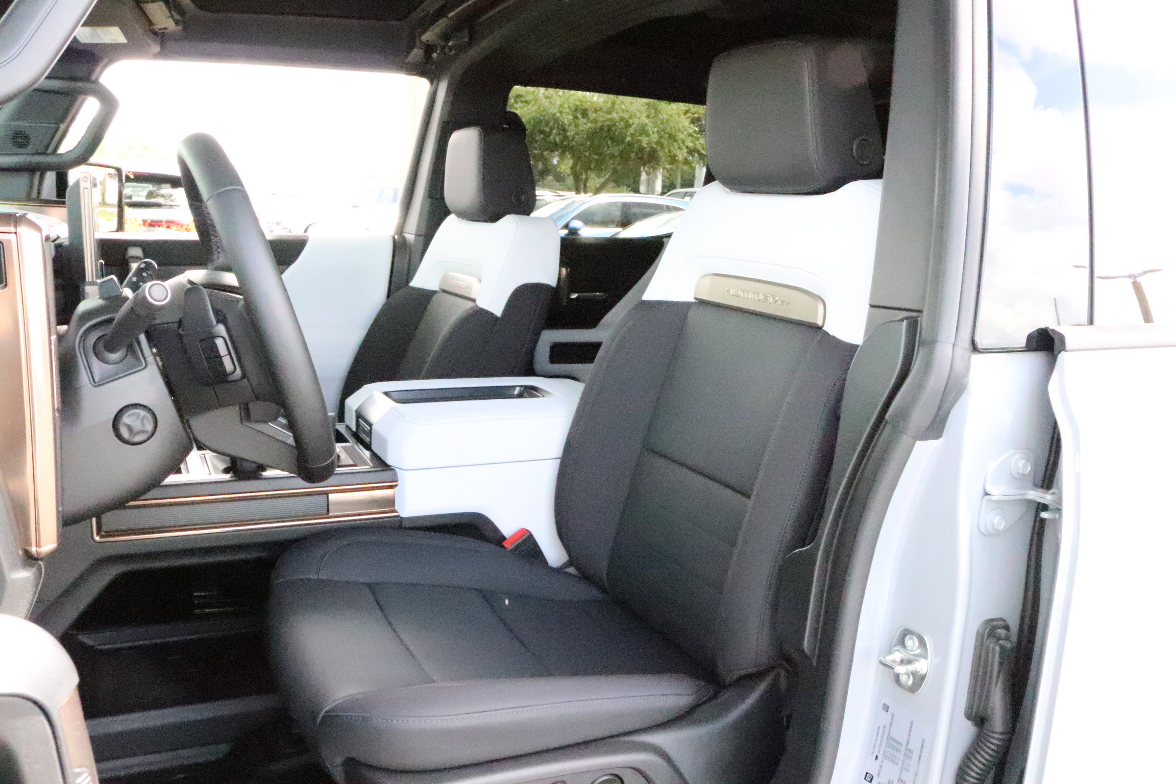 Used 2025 GMC HUMMER EV 2X with VIN 1GKT0NDE7SU112780 for sale in Clearwater, FL