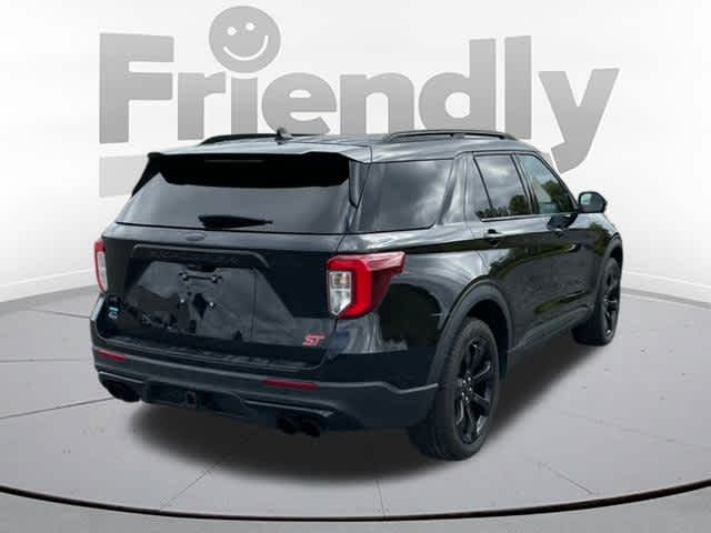2023 Ford Explorer ST photo 4
