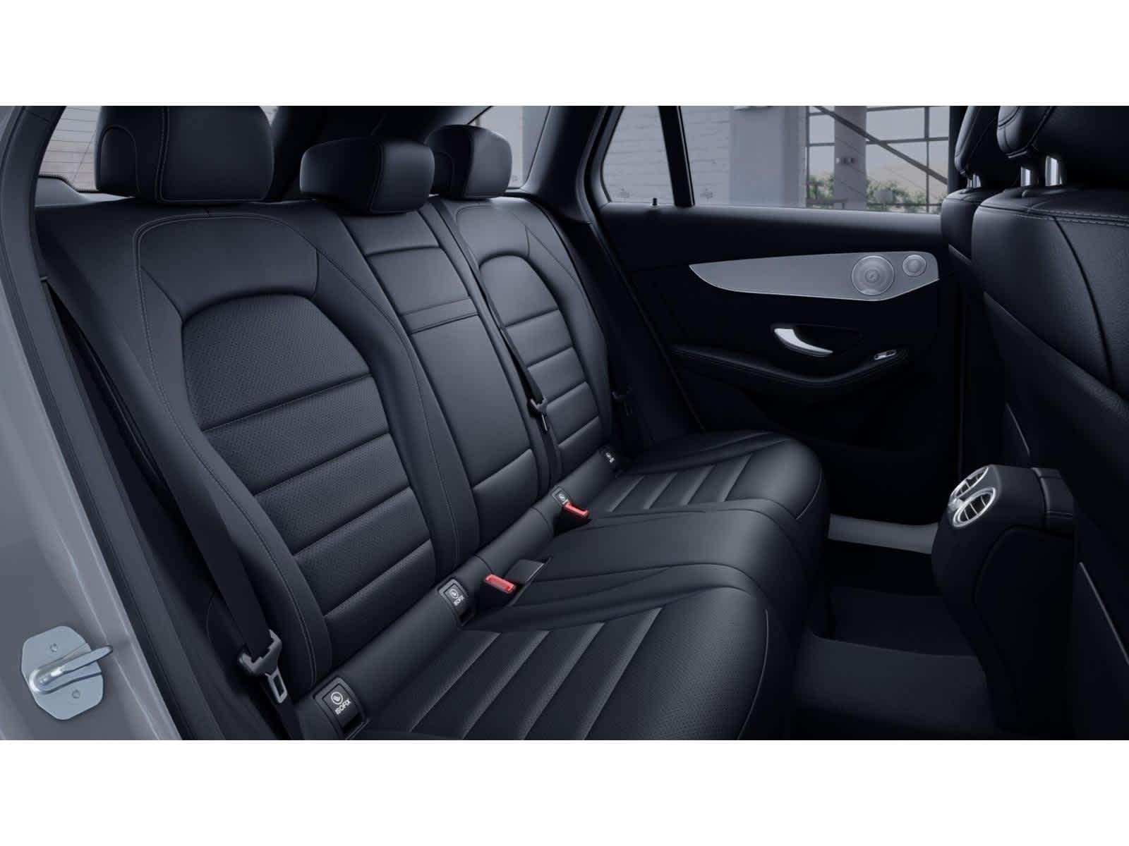 2021 Mercedes Benz GLC 300 photo 2