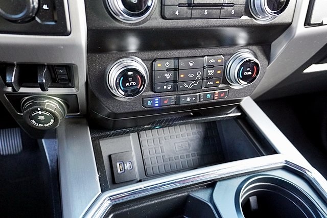 Used 2021 Blue Ford Platinum image 31