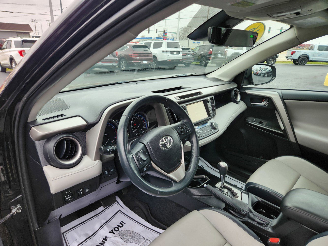 2016 Toyota RAV4 Limited photo 2