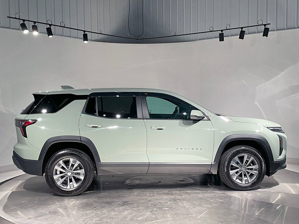2026 Chevrolet Equinox LT photo 7