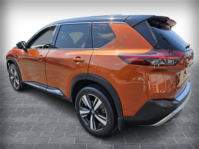 2021 Nissan Rogue Platinum photo 4