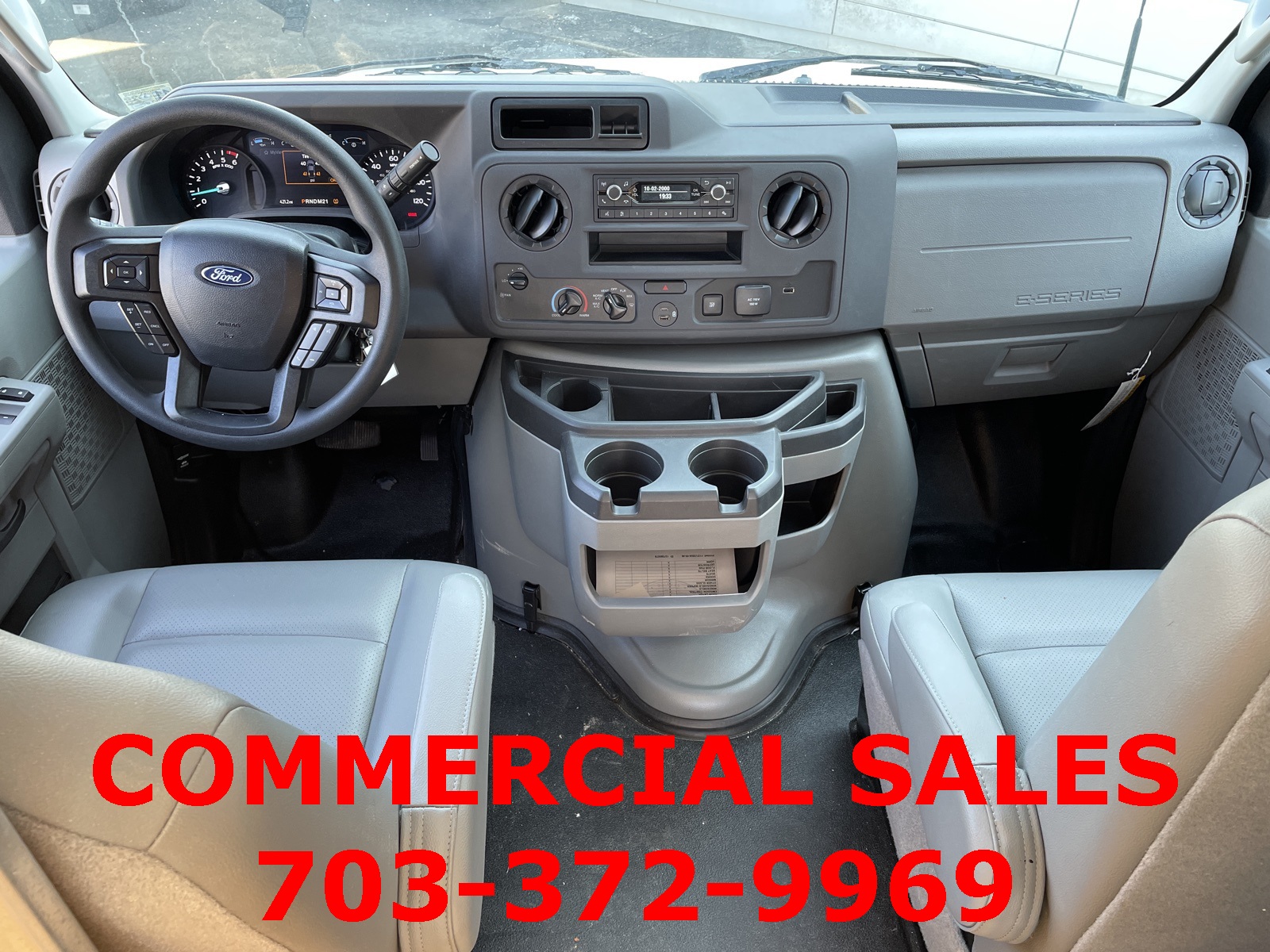 2025 Ford E-350 photo 19