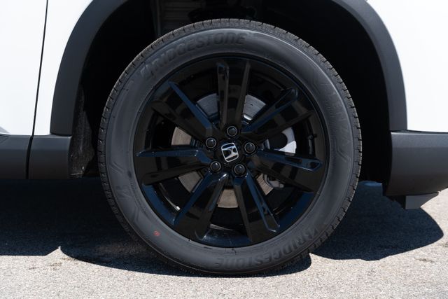 2025 Honda Pilot Black Edition photo 9