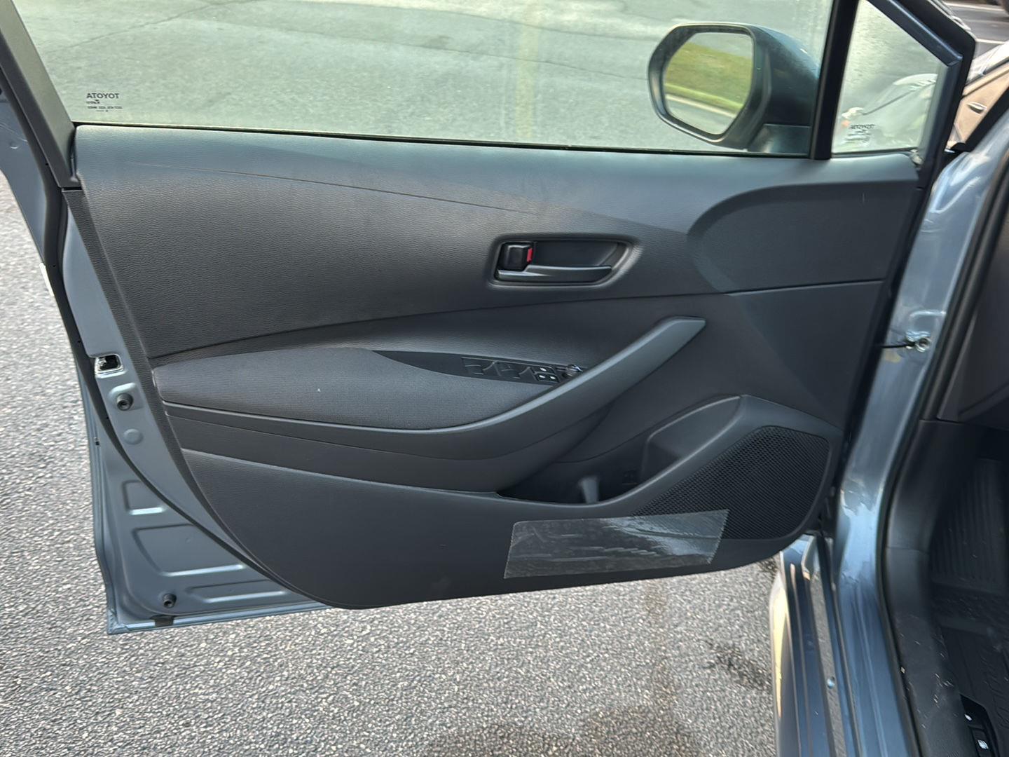 2026 Toyota Corolla LE photo 14