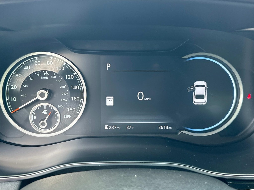 2025 Genesis G70 2.5T photo 26