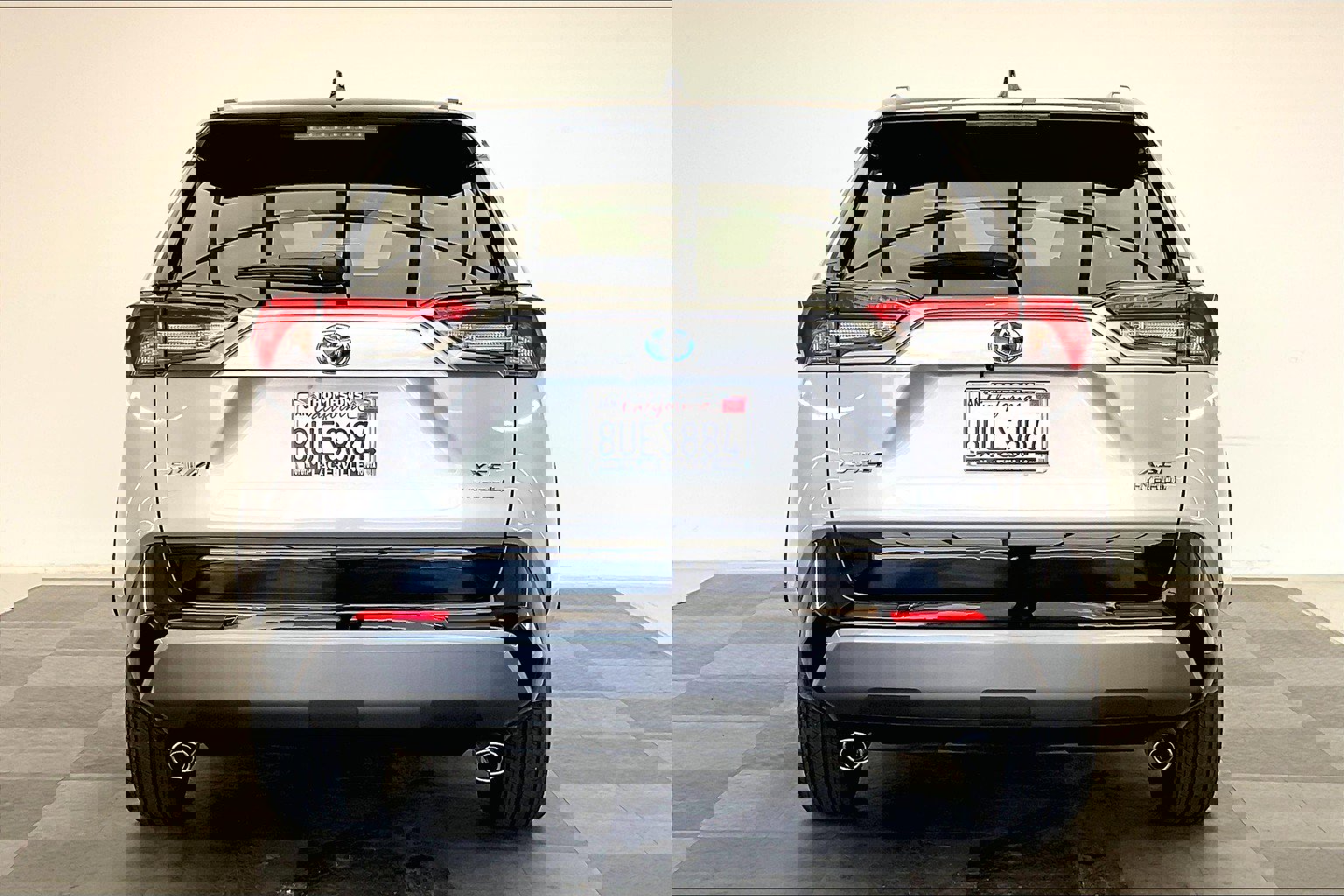 2021 Toyota RAV4 Hybrid XSE photo 3