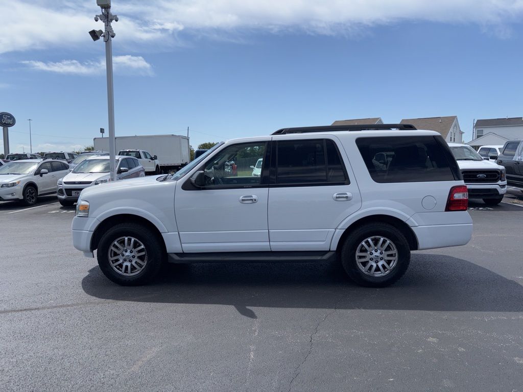 2014 Ford Expedition XLT photo 2