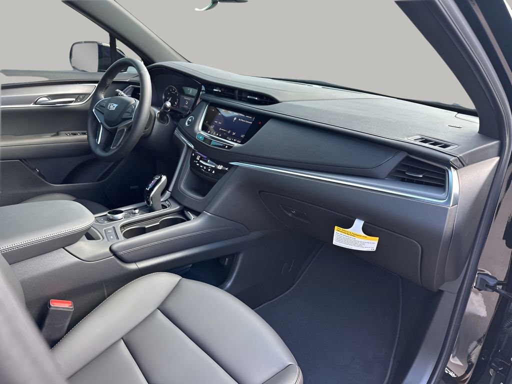 2025 Cadillac XT5 Luxury photo 13