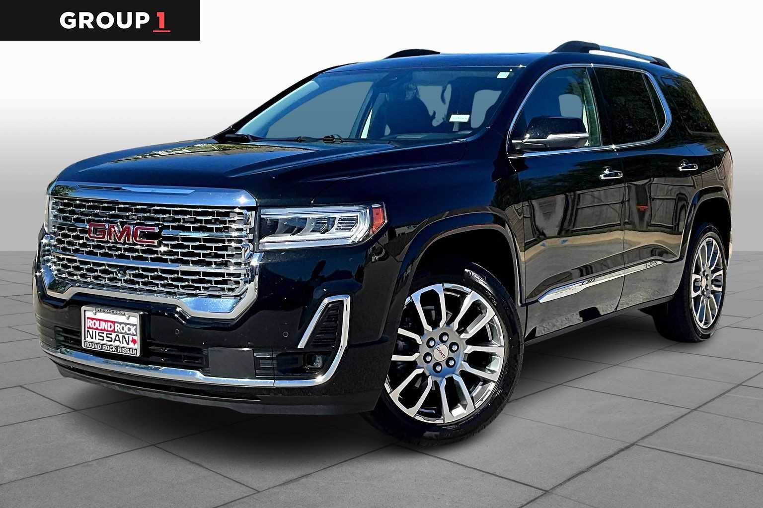 2023 GMC Acadia Denali's photo