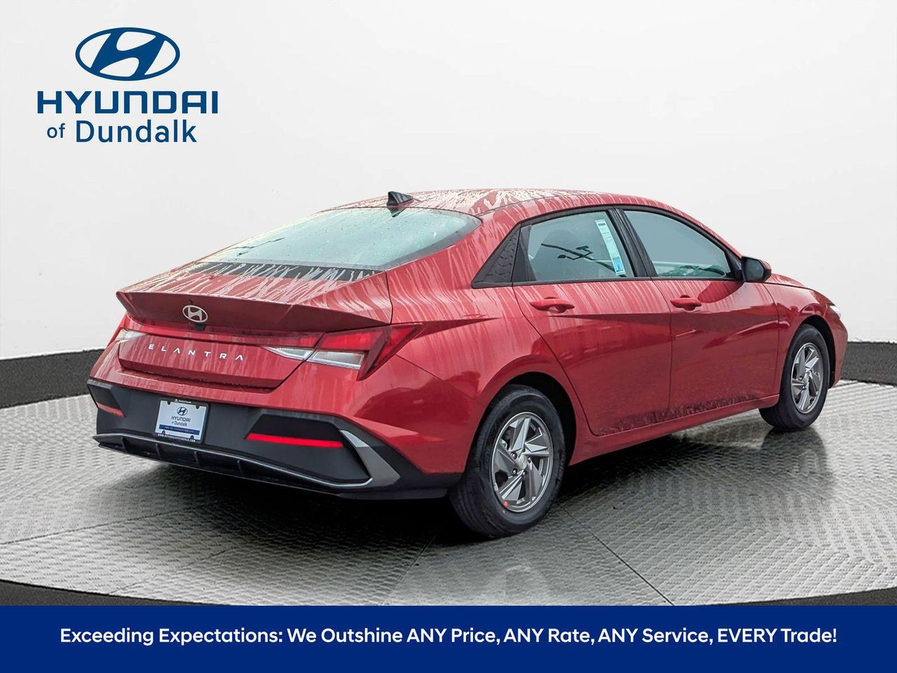 2025 Hyundai Elantra SE photo 3
