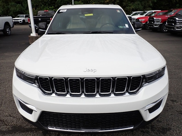 2025 Jeep Grand Cherokee Limited photo 8