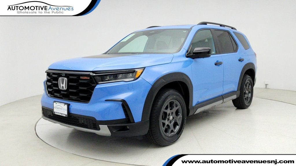 2023 Honda Pilot TrailSport's photo