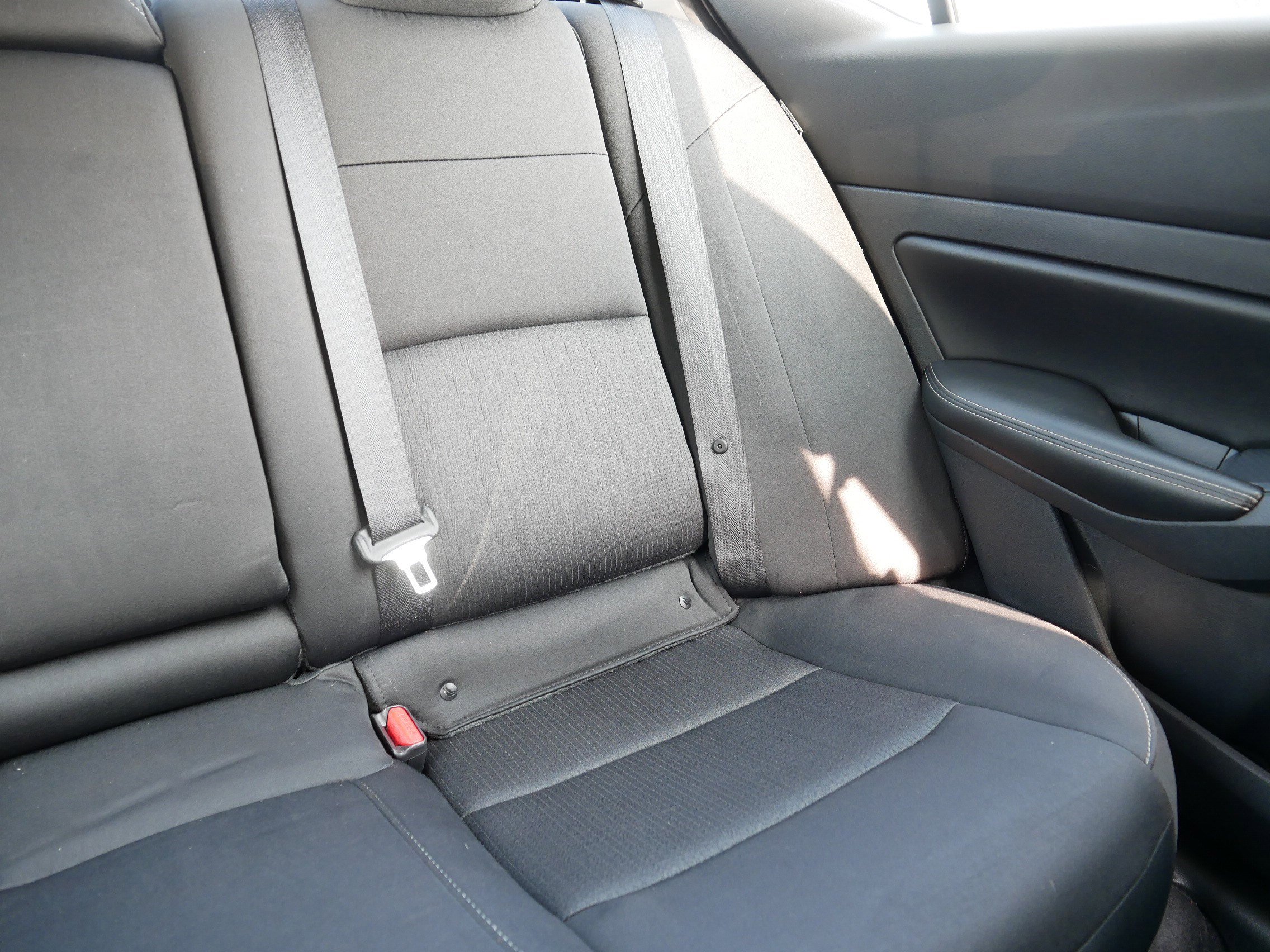 2022 Nissan Altima 2.5 SV photo 14