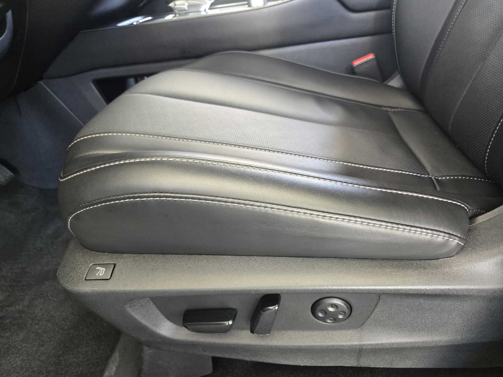 2025 Infiniti QX60 Sensory photo 23