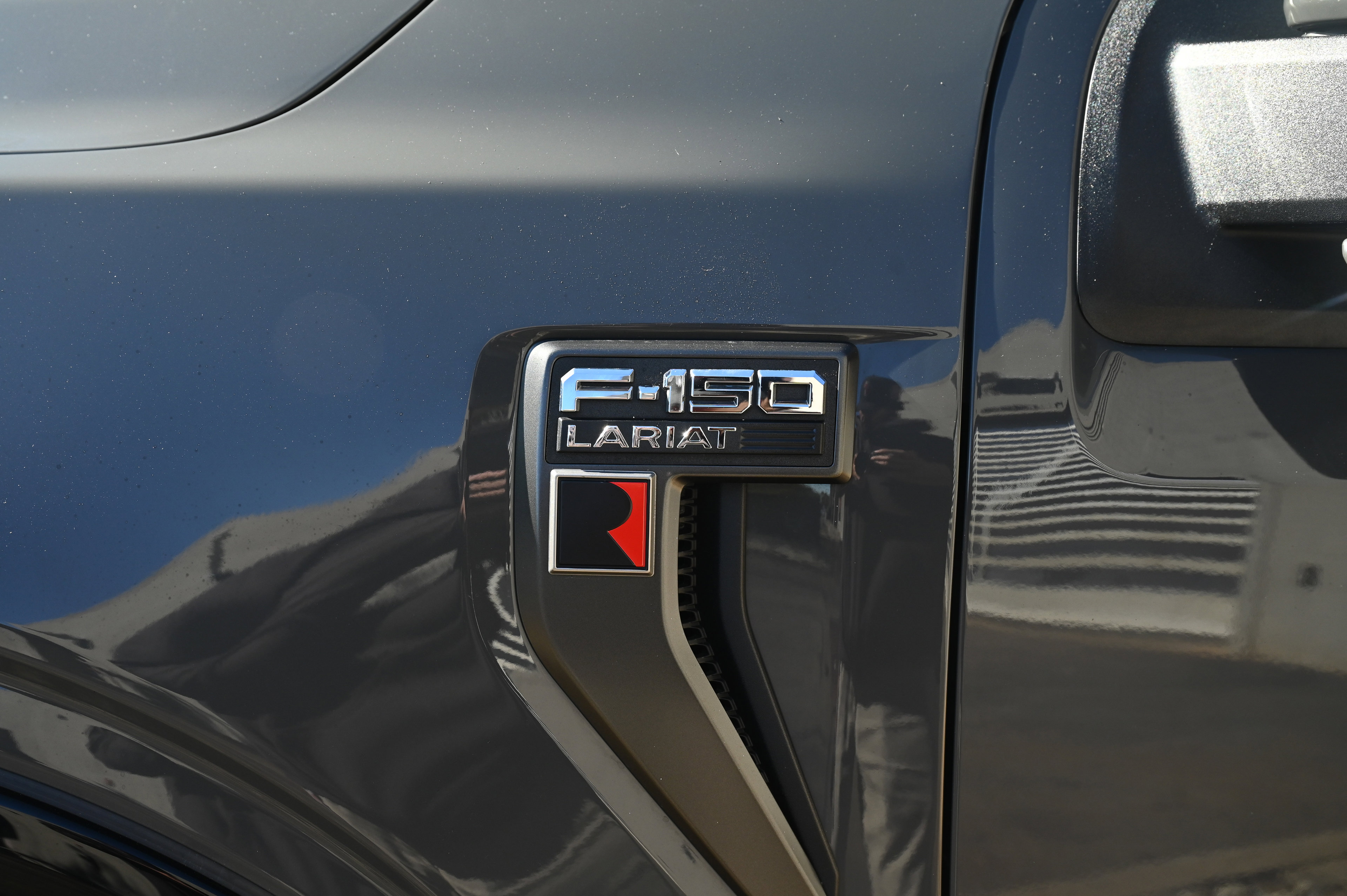 2021 Ford F-150 Lariat photo 9